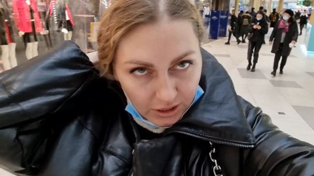 В ПОИСКАХ ПЛАТЬЯ НА НОВЫЙ ГОД// НУРСУЛТАН смотреть онлайн