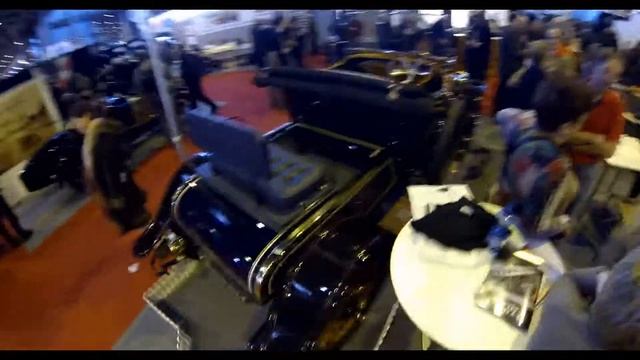 RETROMOBILE 2015 RENAULT 1912