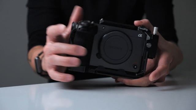 Why It Is Annoying But Great | SmallRig Sony FX3 FX30 Cage Review смотреть онлайн