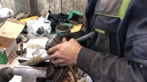 Замена левого внутреннего пыльника ШРУСа на Renault Logan