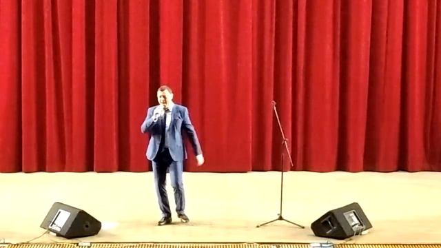 Поёт Алексей Ярошевич "Лучший город земли" смотреть онлайн