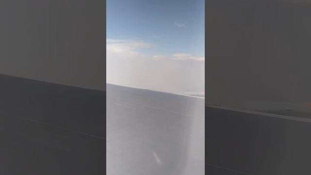 Полет свозь облака Boeing 767 -300 SONY HDR - AS 300 смотреть онлайн