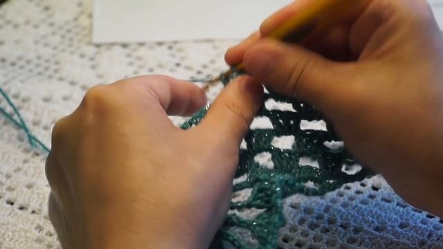 Бактус , мини - шаль 