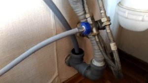 Как установить стиральную машину на кухне и первая стирка (автоочистка). Hotpoint-ariston rsm 601 w