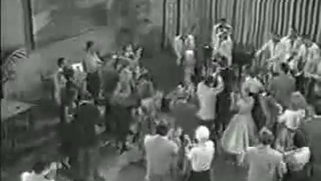 рок н рол смотреть онлайн