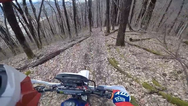 Эндуро в Красной Поляне (первый выезд в горы) смотреть онлайн