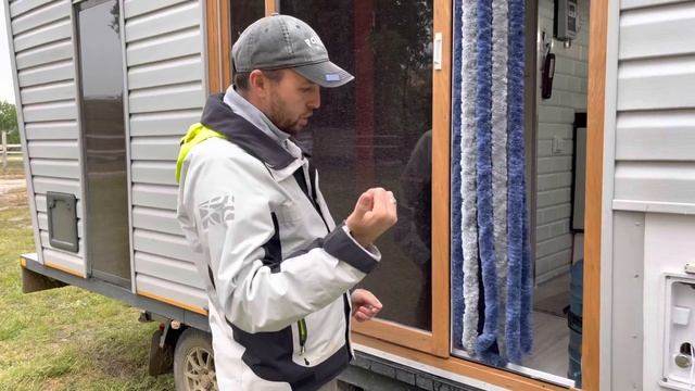 ОБЗОР АВТОДОМА. Tiny House своими руками! смотреть онлайн