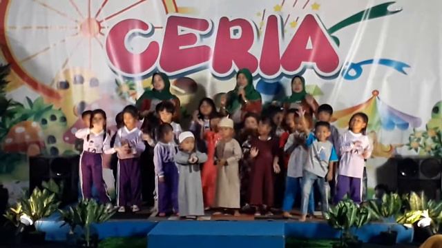Goyang Nasi Padang_TK Asmaul Husna Jl. Adinegoro Ganting Padang смотреть онлайн