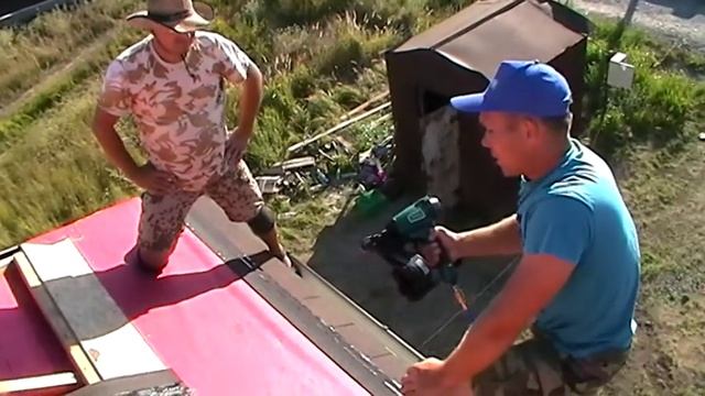 Монтаж мягкой черепицы. Пневмопистолет. смотреть онлайн