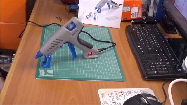 DREMEL GLUE GUN UBOXING смотреть онлайн