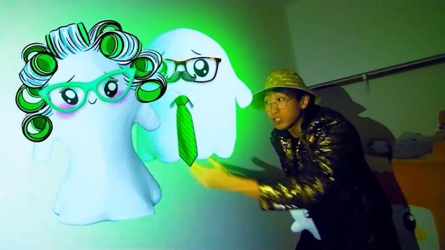 LANKYBOX GHOST HUNTING At 3AM?! (HUGE REVEAL!) *NEW SONG?!* смотреть онлайн