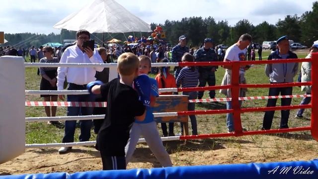 День ВДВ у села Корткерос смотреть онлайн