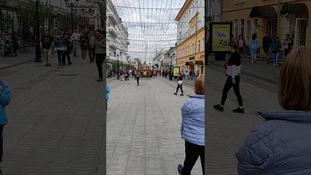 Нижний Новгород. Улица Большая Покровская. Nizhniy Novgorod. Bolshaya Pokrovskaya Street смотреть онлайн