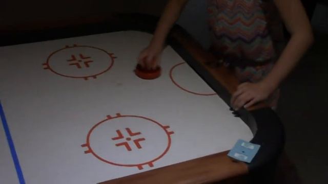 Air Hockey Wars! | Play Hard Kids смотреть онлайн