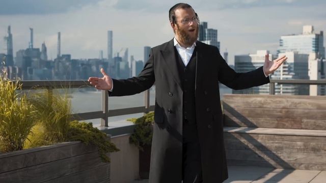 Cantor Yaakov Lemmer Sings A Chazendl | חזן'דל - יעקב למר смотреть онлайн