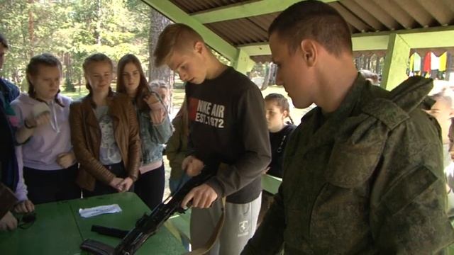 В детском лагере «Спутник» организовали военно-спортивную игру «Патриот» смотреть онлайн