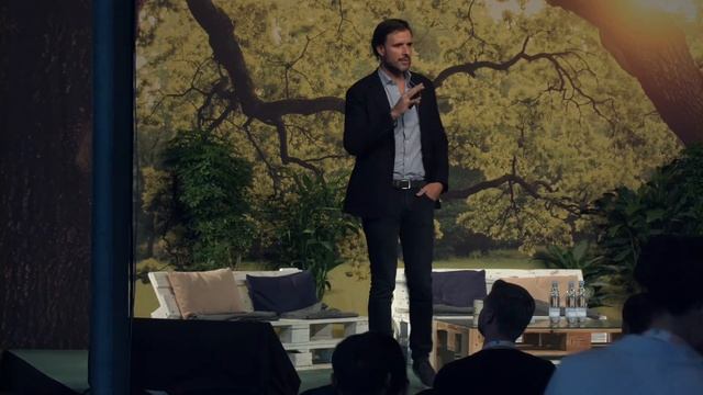 Lopo Champalimaud - Scaling a People-Heavy Organisation across Europe смотреть онлайн