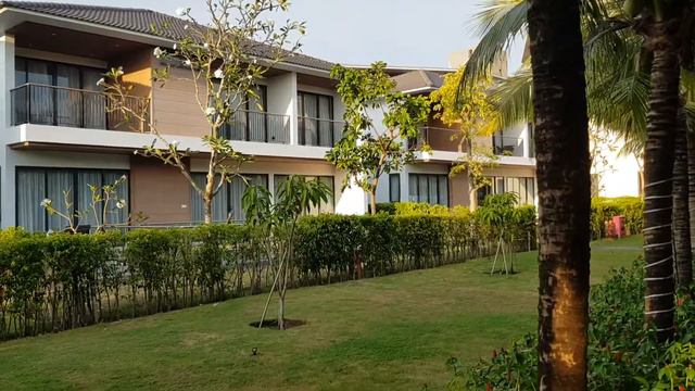 Комплекс вилл на острове Фукуок, Вьетнам. смотреть онлайн