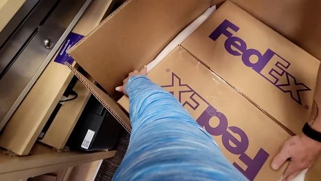 ??♂️ИНФЛЯЦИЯ, КРИЗИС БАРЫЖНИКОВ В США?ПРОДАЛА ТАРЕЛКИ ЗА $1000? смотреть онлайн