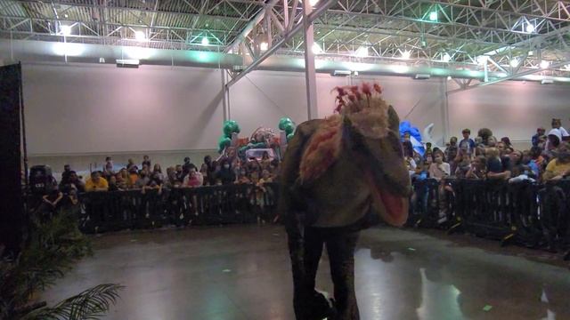 Dino Quest 2021 | Jurassic Quest Rides and Experience | Life Size Dinosaurs Part 2 смотреть онлайн