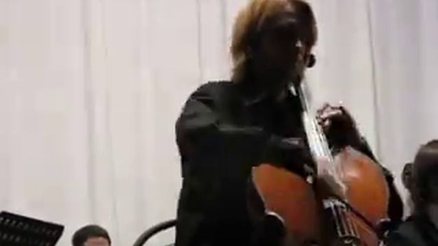 Сергей Антонов П.Чайковский "Мелодия" (отрывок) смотреть онлайн