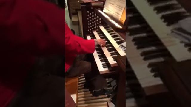 St Thomas Episcopal Organist Rick McKnight смотреть онлайн