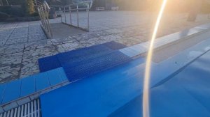 Подогреваемый бассейн с морской водой в Сочи/Адлере зимой Адлеркурорт дельфин