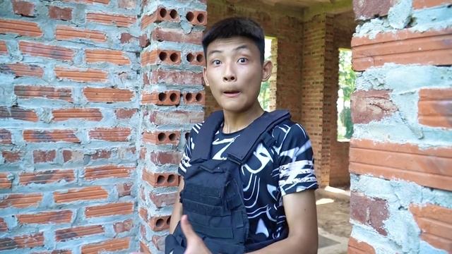 Battle Nerf War BTVMAN selling ICE CREAM CONE & COMPETITION Nerf Guns Fight WMan FOOD WAR NERF смотреть онлайн