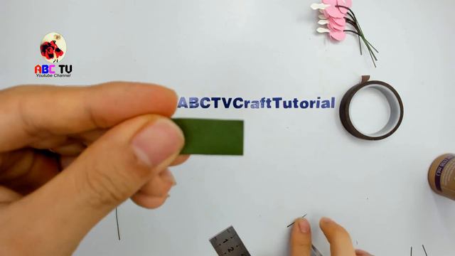 ABC TV | How To Make Easy Bleeding Heart Paper Flower - Craft Tutorial смотреть онлайн