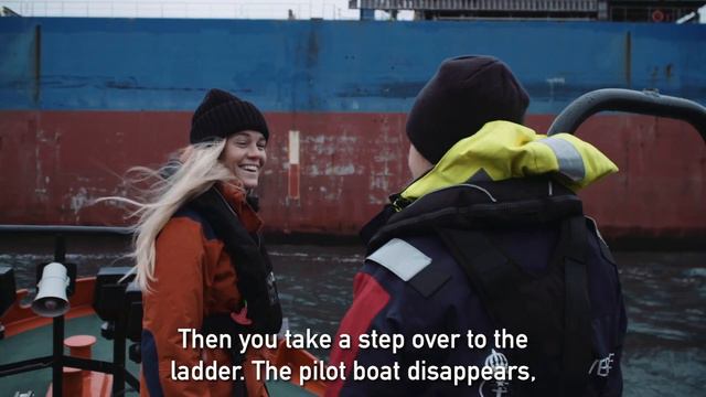 @kajsal tries out piloting смотреть онлайн