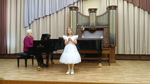 "Росинка" Ц.Кюи, сл.Н.Доломанова_Кристина Зимарёва смотреть онлайн