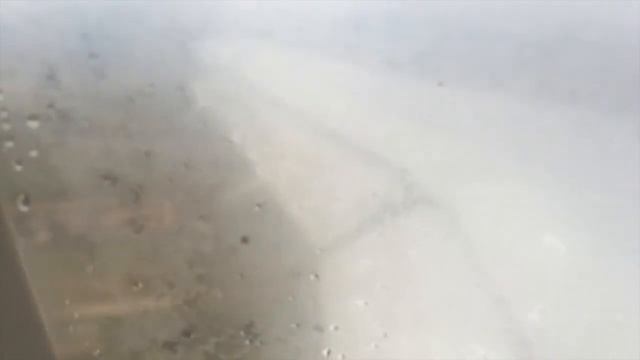 Landing at Eleftherios Venizelos Airport Greece смотреть онлайн