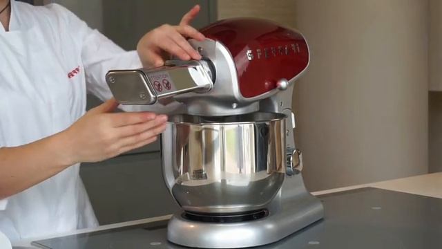 G3 Ferrari presenta... il Pastaio Deluxe (le ricette di Carlotta Lolli chef e food blogger) смотреть онлайн