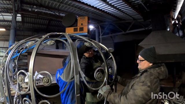 Ручная ковка. Кованое изделие-беседка. Ковка, сборка и установка. смотреть онлайн