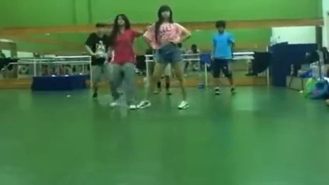 DLA - Girl Gone Wild by Madonna смотреть онлайн
