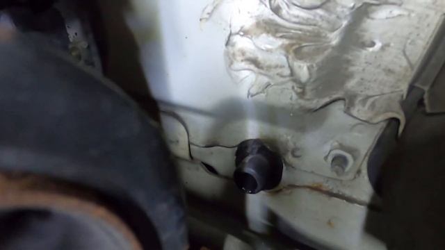 Wet floor board in 3G Eclipse, how to fix Mitsubishi AC drain leaking into cabin issue. смотреть онлайн
