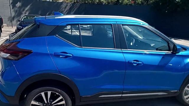➕☝? Nissan kicks 2021. Levando Envelopamento Black piano oracal 651. смотреть онлайн