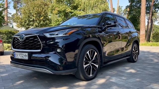Toyota Highlander 2.5 Hybrid 2022 смотреть онлайн