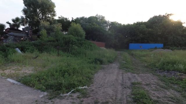 скульптура  техно  кота  и  скульптура  техно  мышь.  парк страна  Вихляндия.