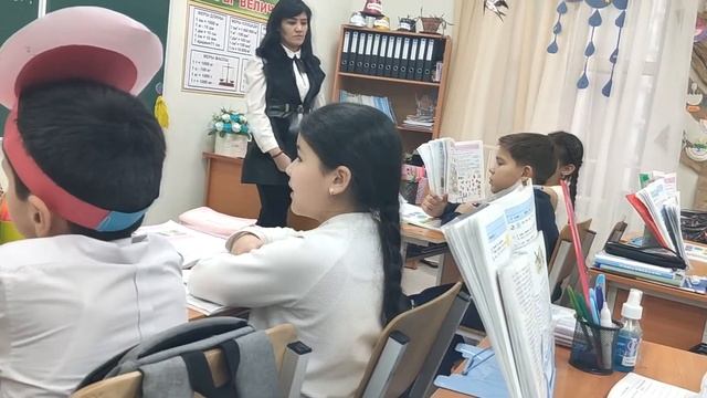 ??Роль внеклассной деятельности в развитии личности ребёнка смотреть онлайн