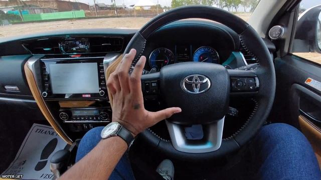 2023 Toyota Fortuner 4x2 Diesel Base Model | Most Detail Walkaround | Moter Jet смотреть онлайн