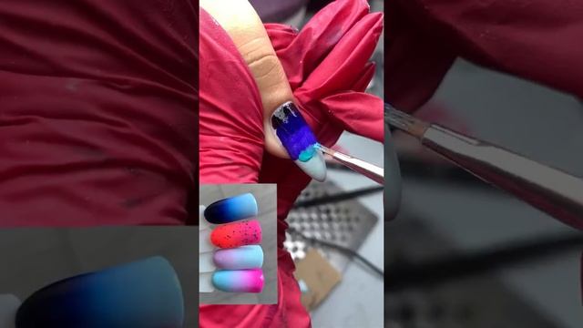 Как сделать градиент по акриловой пудре? Градиентный маникюр из чёрного в бирюзовый, лайфхак смотреть онлайн