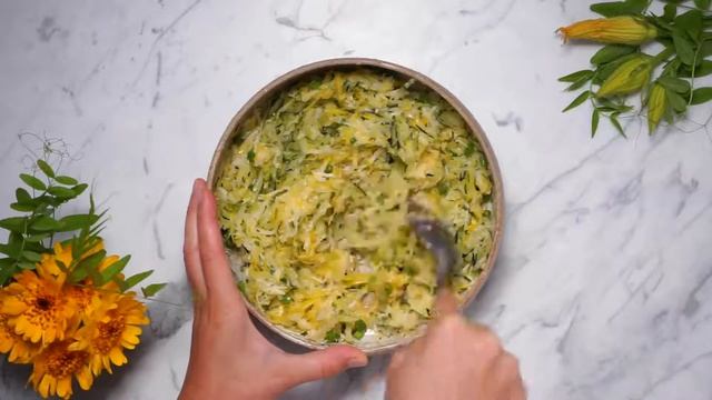 Оладьи из кабачков | Рецепт кулинара ВкусВилл смотреть онлайн