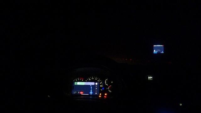 купил в заброшенной деревне ночью кадиллак буксирую автомобилем хендай акцент смотреть онлайн