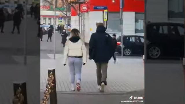 Когда бегаешь от регбистов смотреть онлайн