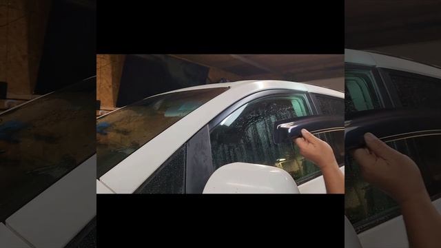 How to install window visor rain guard for Toyota Sienna смотреть онлайн