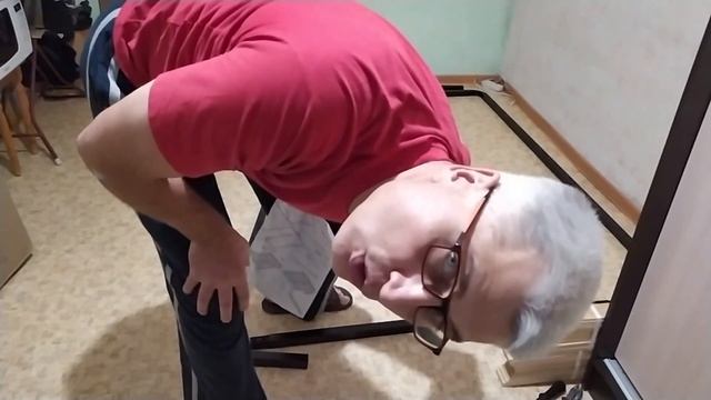 Современная ортопедическая КРОВАТЬ своими руками. Подъёмный механизм. ч.1 смотреть онлайн