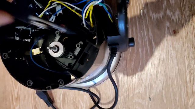 ШОКОЛАДНЫЙ ФОНТАН. Разбираю шоколадный фонтан на медь. С Новым Годом! 2022 смотреть онлайн