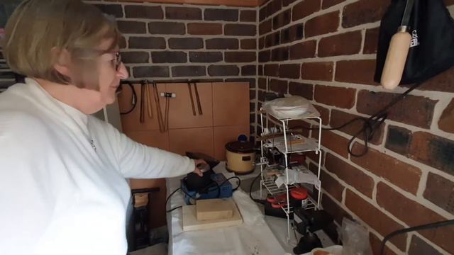 2020 Part 3 Behind the Scenes with Pam Docherty Precious Metal Clay Jeweller смотреть онлайн