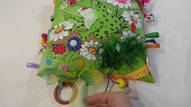 Мягкая развивающая подушечка своими руками для малышей смотреть онлайн
